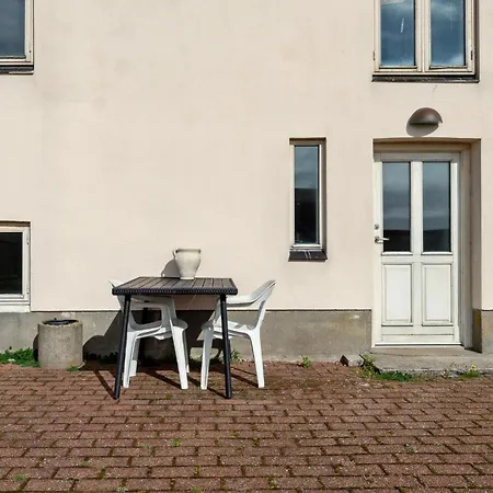 Lovely In With Kitchen Holiday home