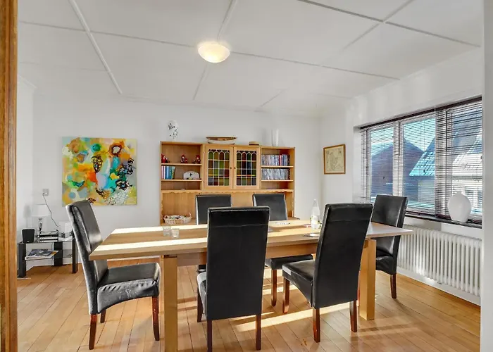 Lovely In With Kitchen